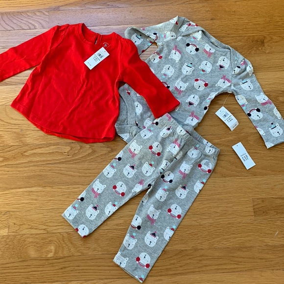 GAP Other - Baby Gap girls winter outfit 6-12 months bears NWT